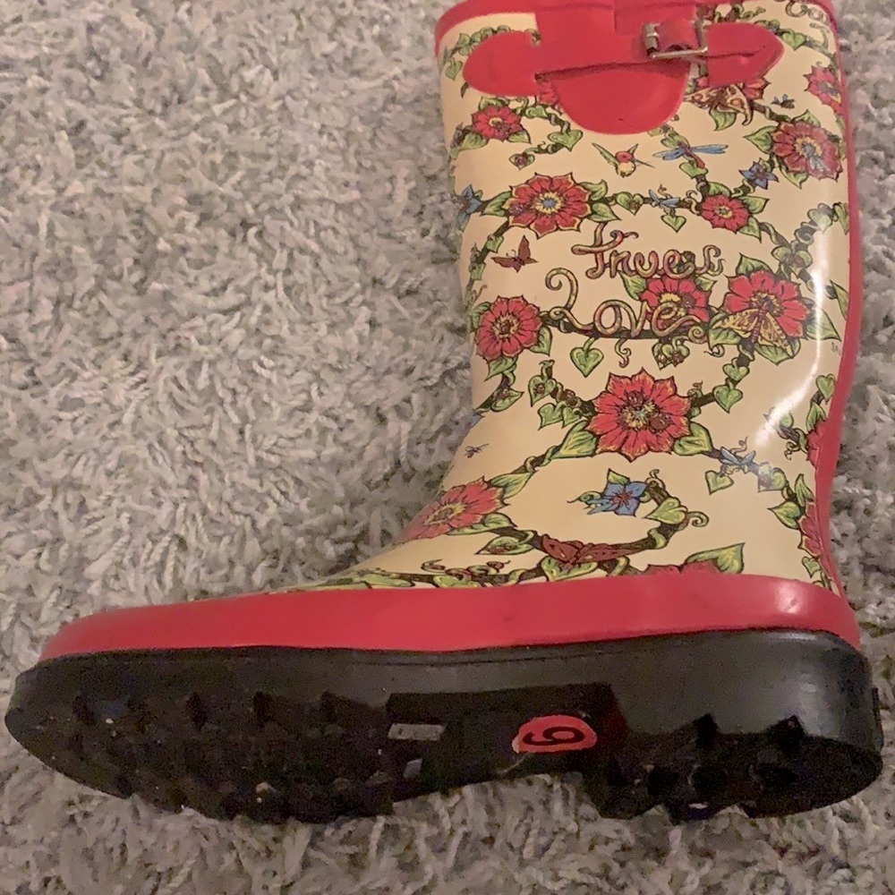🌺 2 for $23 🌺 Fun rain boots by Sakroots - Picture 5 of 5